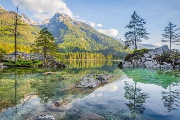 8c9aac40db07ea4945a4b7e49c9b9c57